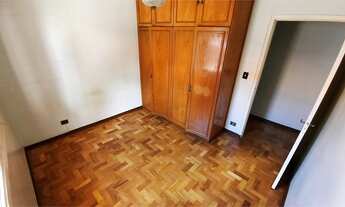 Imagem 5: Sobrado em excelente localização. Está a poucos minutos de vários metrôs e shopping center