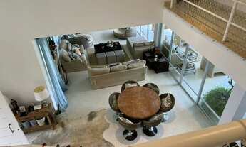 Imagem 2: HL-270 Casa com 8 dormitórios e área gourmet completa