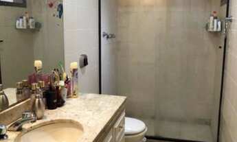 Imagem 4: Apartamento para venda possui 107 metros quadrados com 3 quartos em Água Verde - Curitiba