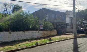 Imagem 2: Terreno em Avenida Movimentada