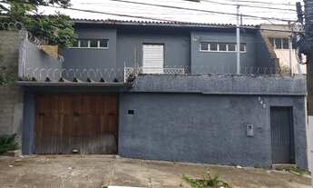 Imagem: Sobrado para aluguel possui 240 metros quadrados