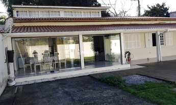 Imagem 3: Aluguel de Casa Mobiliada 3 Dormitórios no Campeche