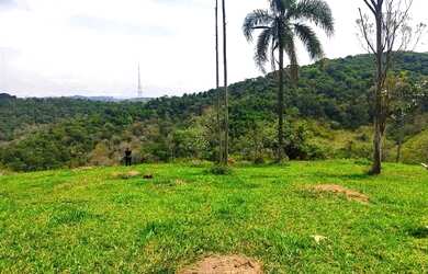 Imagem 3: Lote/Terreno para venda tem 600 metros quadrados em Centro - Igaratá - SP