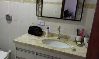 Imagem 2: Ap venda primeira quadra da praia do forte. 2 dorm espaçosos, cozinha grande e reformada!