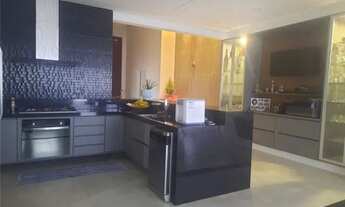 Imagem 2: Belíssima casa térrea com piscina e planejados no Residencial Ibi Aram 2