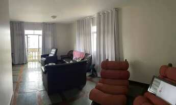 Imagem 3: LINDO APARTAMENTO COM VISTA DEFINITIVA E ESTILO NEOCLÁSSICO NO CARMO!