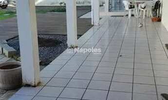 Imagem 4: Aluguel de Casa Mobiliada 3 Dormitórios no Campeche