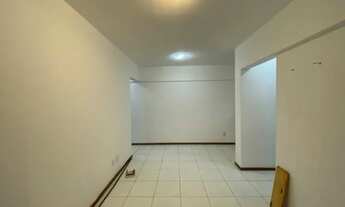 Imagem 7: Ed. Rio Verde 2/4 na angustura andar alto