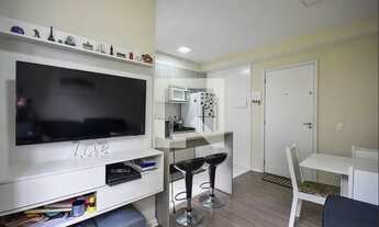 Imagem 3: Apartamento para Aluguel - Portal do Morumbi, 2 Quartos, 45 m2