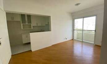 Imagem 2: Apartamento 02 dormitórios no centro Alphaville - andar alto