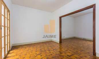 Imagem 3: Casa assobradada com 250m² na rua mais tranquila do bairro