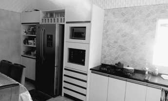 Imagem 7: Casa para venda tem 160 metros quadrados com 3 quartos