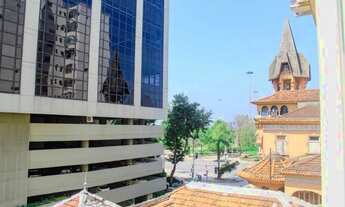 Imagem 5: Amplo Apartamento na Quadra da Praia do Flamengo