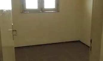 Imagem 2: Prédio de esquina com 4 apartamentos - Caucaia