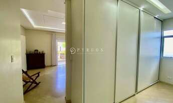 Imagem 2: Casa de condomínio sobrado para aluguel e venda tem 420 metros quadrados com 4 quartos