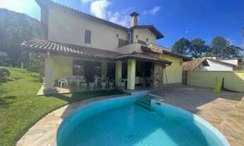 Imagem 2: Casa para venda possui 305 metros quadrados com 3 quartos em Arembepe (Abrantes) - Camaçar