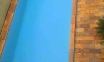 Imagem 2: Casa com piscina