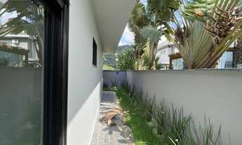 Imagem 6: Linda casa plana em condomínio fechado com 250,00m² privativos, 3 suites e piscina em join