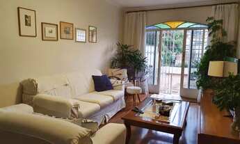 Imagem 2: Sobrado amplo com 4 dormitórios