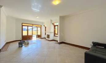 Imagem 3: Alphaville 09 - Casa com 4 dormitórios, sendo 2 suítes; Área de lazer com piscina; Churras