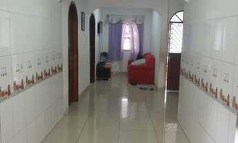 Imagem: JAPIM BAIRRO CASA 2 PISOS 5 QUARTOS. 400