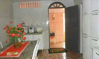 Imagem 3: VENDO OU TROCO Casa com 5 dormitórios