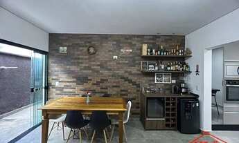 Imagem: Casa com 3 suítes e fino acabamento à