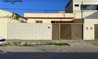 Imagem: Casa à venda no bairro Indianópolis
