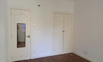 Imagem 7: Ótimo - Varanda interna - três Quartos com Vista lateral Mar