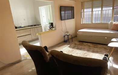 Imagem 2: Apartamento com 2 Dormitorio(s) localizado(a) no bairro Parque dos Maias em Porto Alegre