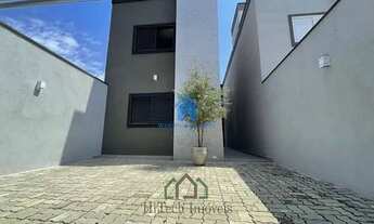 Imagem: Casa à venda 3 Quartos, 2 Vagas, 144M²