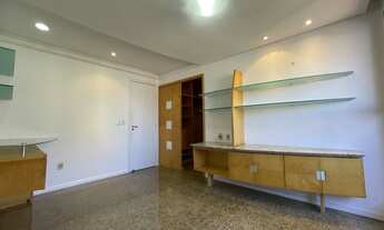 Imagem 3: Apartamento com 182 m - <br> 3 suítes e dependência - Meireles