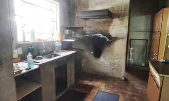 Imagem 3: Terreno 300m / Casa 80m ótimo para investidor