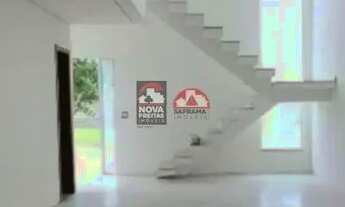 Imagem 2: Venda de Sobrado no Condomínio Residencial Laguna - Pindamonhangaba/SP