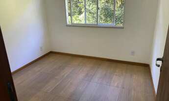 Imagem 3: Imóvel para aluguel tem 70 metros quadrados com 2 quartos em Mosela - Petrópolis - RJ