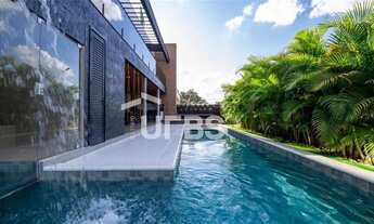 Imagem 6: Sobrado à Venda no Condomínio Portal do Sol Green Esquina, Projeto Exclusivo e 4 Suítes P