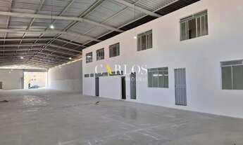 Imagem 6: Galpão novo ampla frente recuada para estacionamento