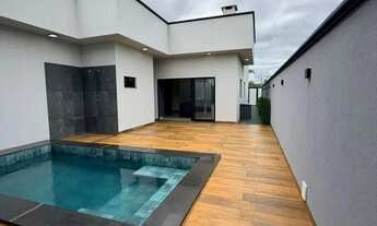 Imagem 4: Casa à venda em Rio Verde com 4 suítes, armários embutidos, churrasqueira, piscina e espaç