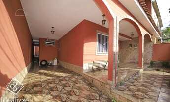 Imagem: Casa para Venda em Volta Redonda / RJ no