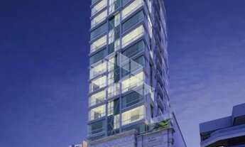 Imagem 2: Apartamento quadra mar com 3 suítes e 2 vagas de garagem em Itapema