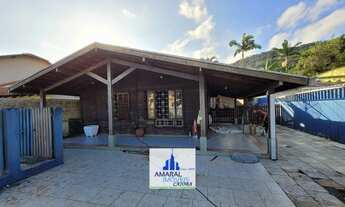 Imagem: REF V122-RESIDENCIA NA PRAINHA UMA QUADRA