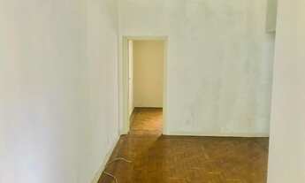 Imagem 5: Apartamento para aluguel possui 79 metros quadrados com 2 quartos em Aclimação - São Paulo