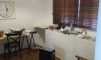 Imagem 2: Lindo Sobrado à poucos metros do Metrô e junto ao Parque da Aclimação