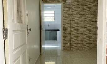 Imagem 2: Apartamento para venda tem 60 metros quadrados com 2 quartos em Macuco - Santos - SP