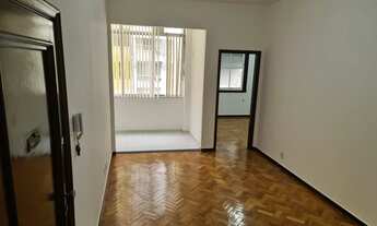 Imagem 3: Reformado 3 qtos com suite, 2 salas, dependência, garagem, silencioso - Posto 4