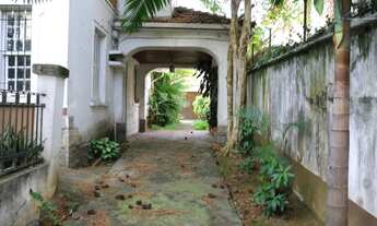 Imagem 7: Sobrado de vila estilo normando inglês para venda. 300 metros quadrados área útil