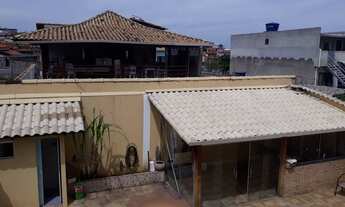 Imagem 2: Casa para venda tem 370 metros quadrados com 3 quartos no bairro São João (Petrópolis)