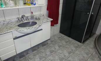 Imagem 5: Sobrado para aluguel possui 371 metros quadrados com 3 quartos em Vila Miriam - São Paulo