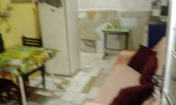 Imagem 2: Alugo no Trapiche pra solteiros temporada ou mensalistas.já com mobilia básica.