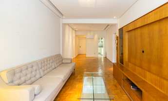 Imagem 3: Apartamento reformado e espaçoso com três dormitórios (com terraço) na Bela Vista!